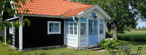 En röd sommarstuga