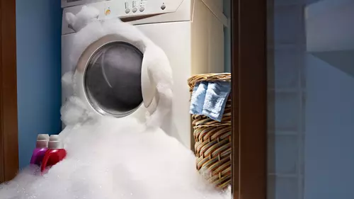 Tvättmaskin som svämmar över
